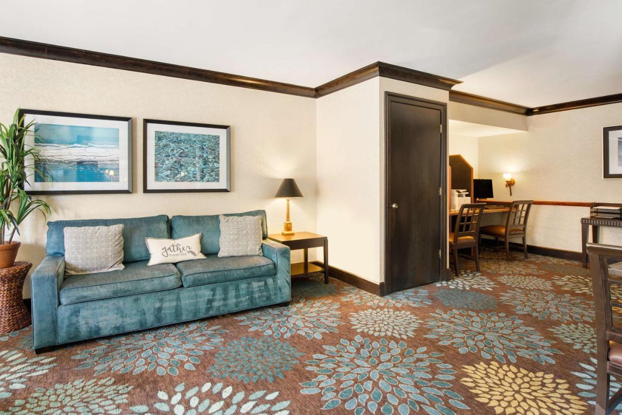פוואי Sonesta Es Suites San Diego - Rancho Bernardo מראה חיצוני תמונה